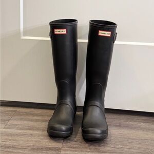 HUNTER Classic Tall Rain Boots